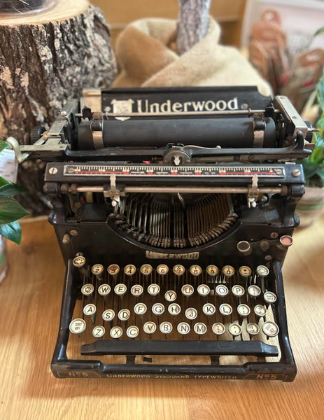 置物 Underwood Standard Typewriter No.5 hqdefault.jpg